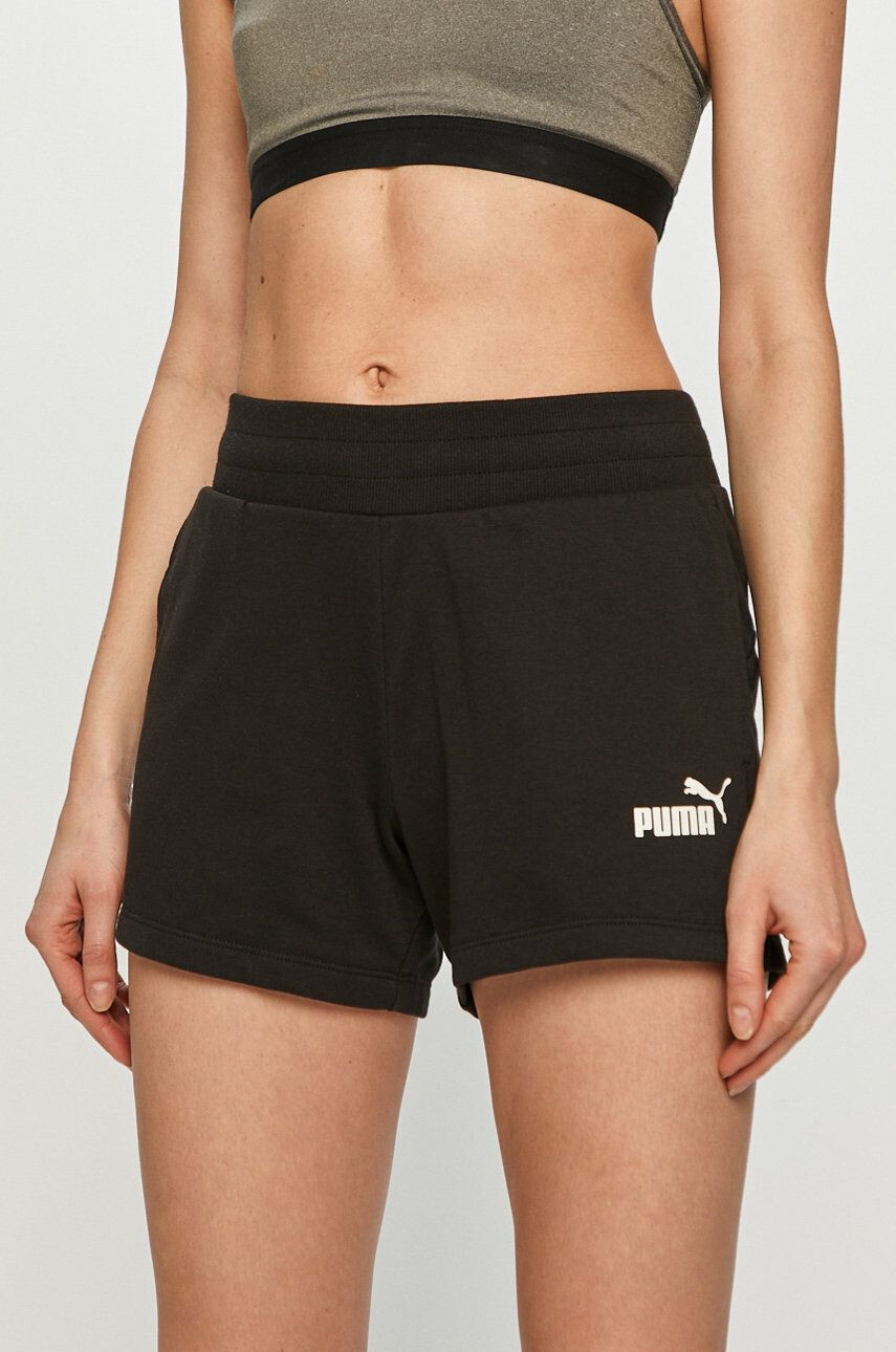 Puma Pantaloni scurti 586728 - Pled.ro