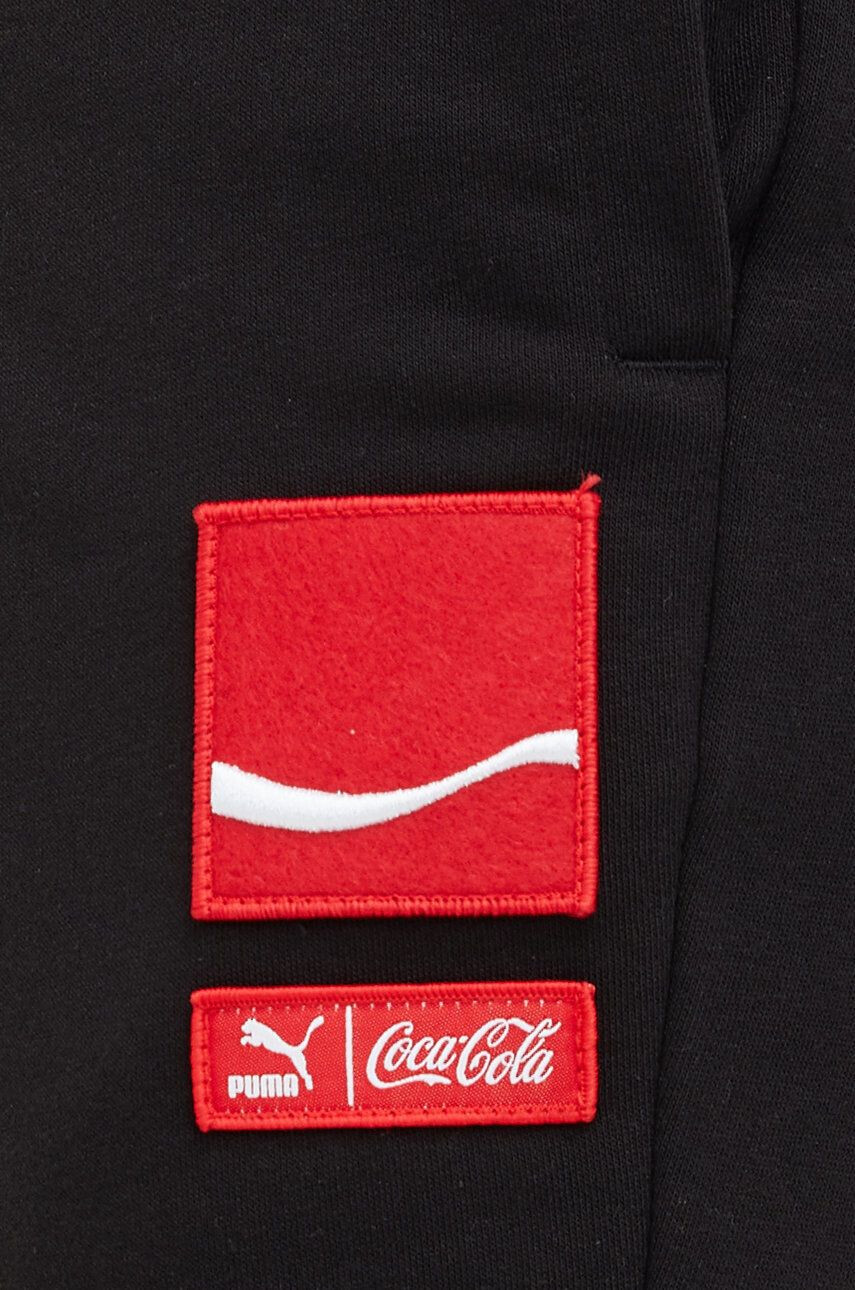 Puma pantaloni scurti X Coca Cola - Pled.ro