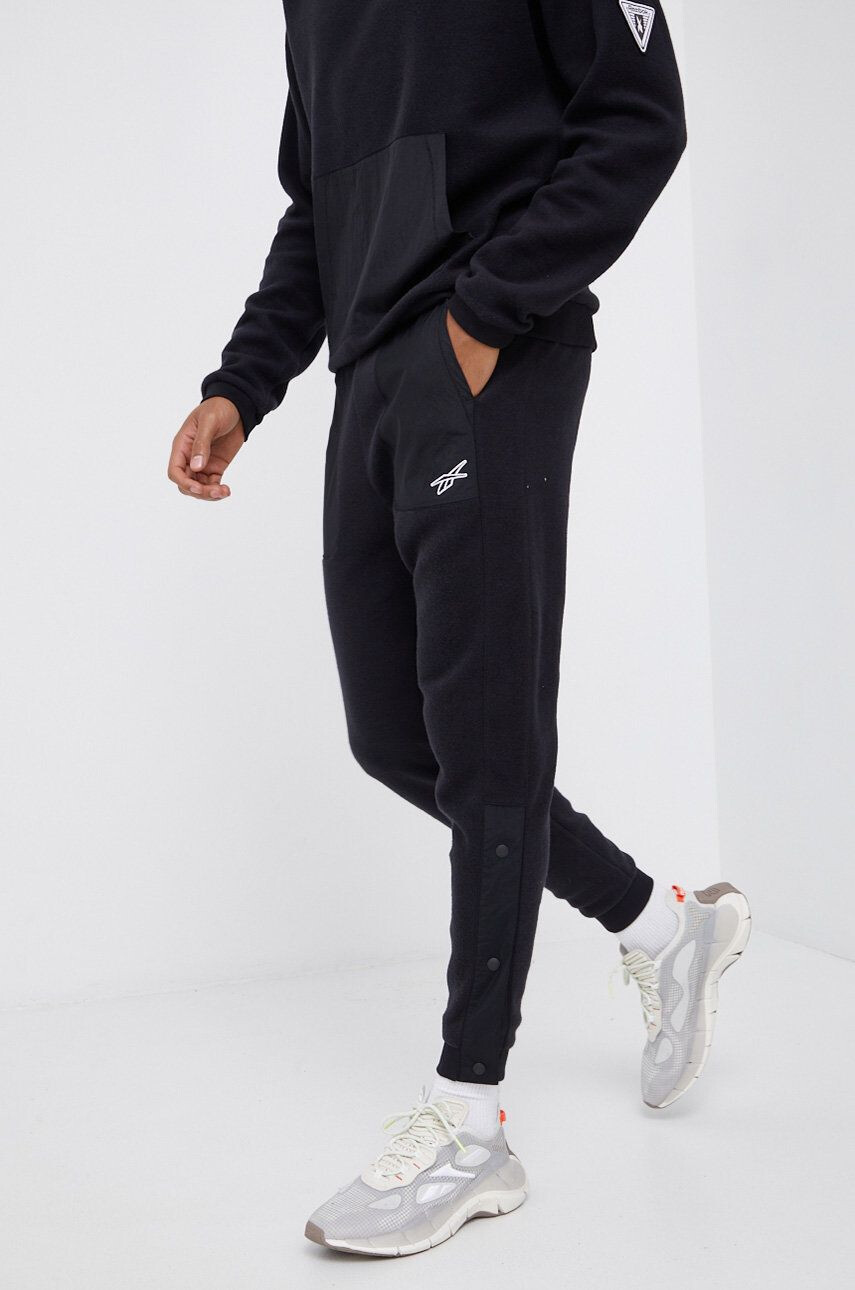 Reebok Pantaloni - Pled.ro