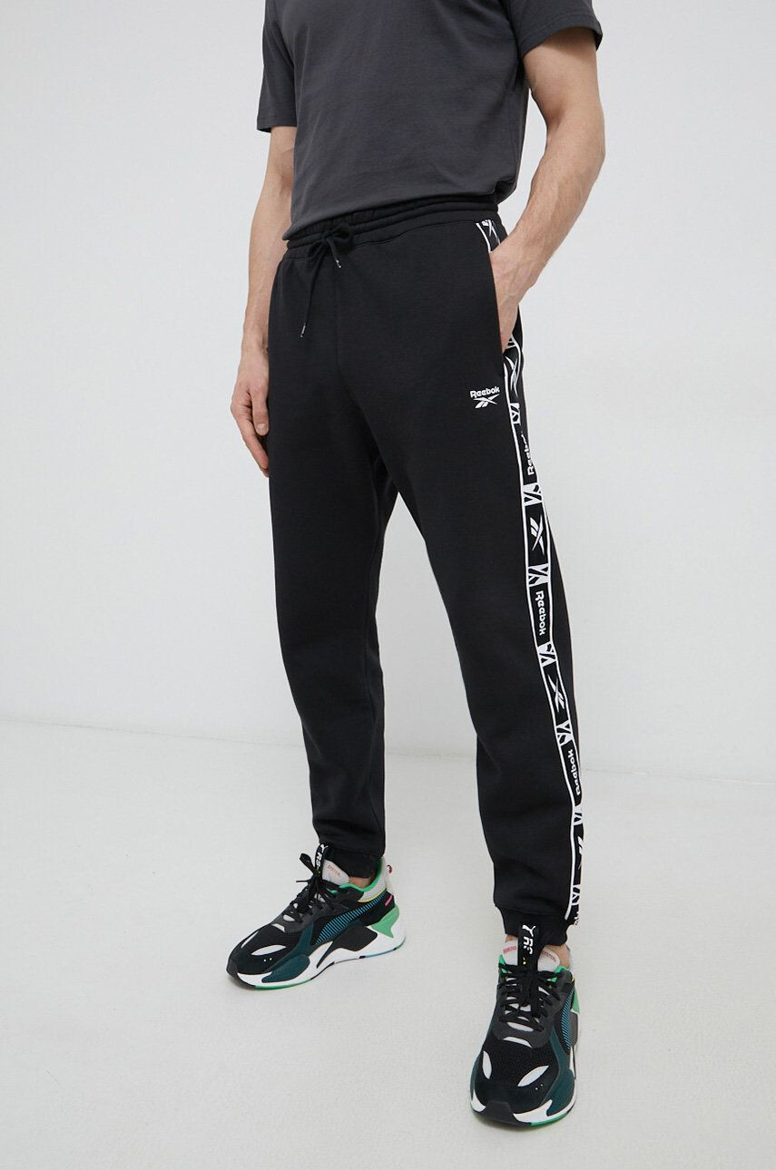 Reebok pantaloni - Pled.ro