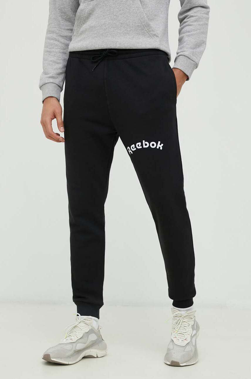 Reebok pantaloni de trening culoarea negru cu imprimeu - Pled.ro