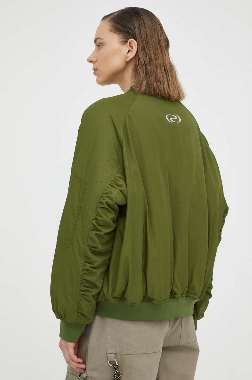 Resume Résumé geaca bomber femei culoarea verde de iarna oversize - Pled.ro