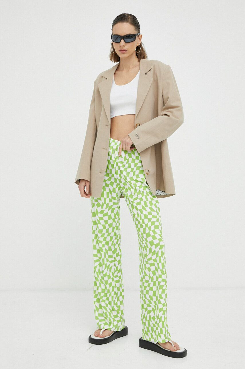 Resume Résumé pantaloni de trening culoarea verde modelator - Pled.ro