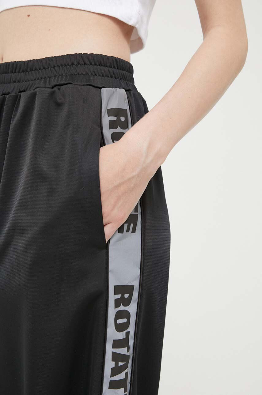 Rotate pantaloni de trening culoarea negru cu imprimeu - Pled.ro