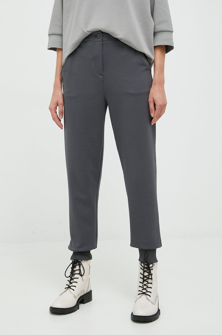 Sisley pantaloni - Pled.ro