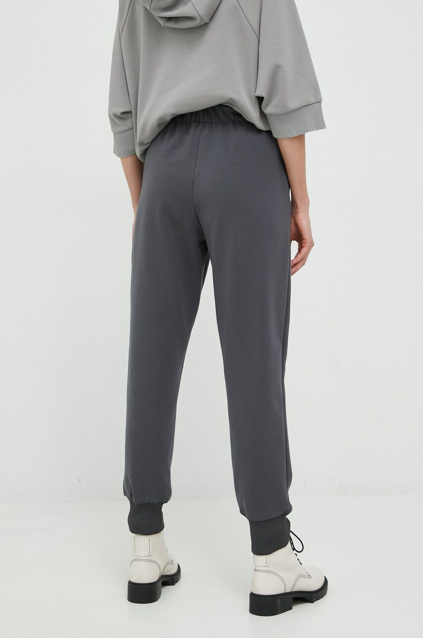 Sisley pantaloni - Pled.ro