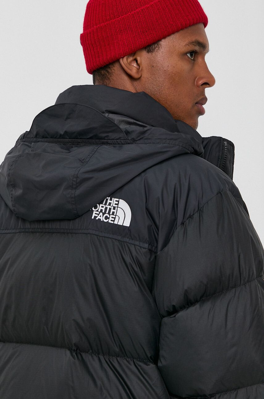 The North Face Geacă de puf bărbați culoarea negru de iarnă - Pled.ro