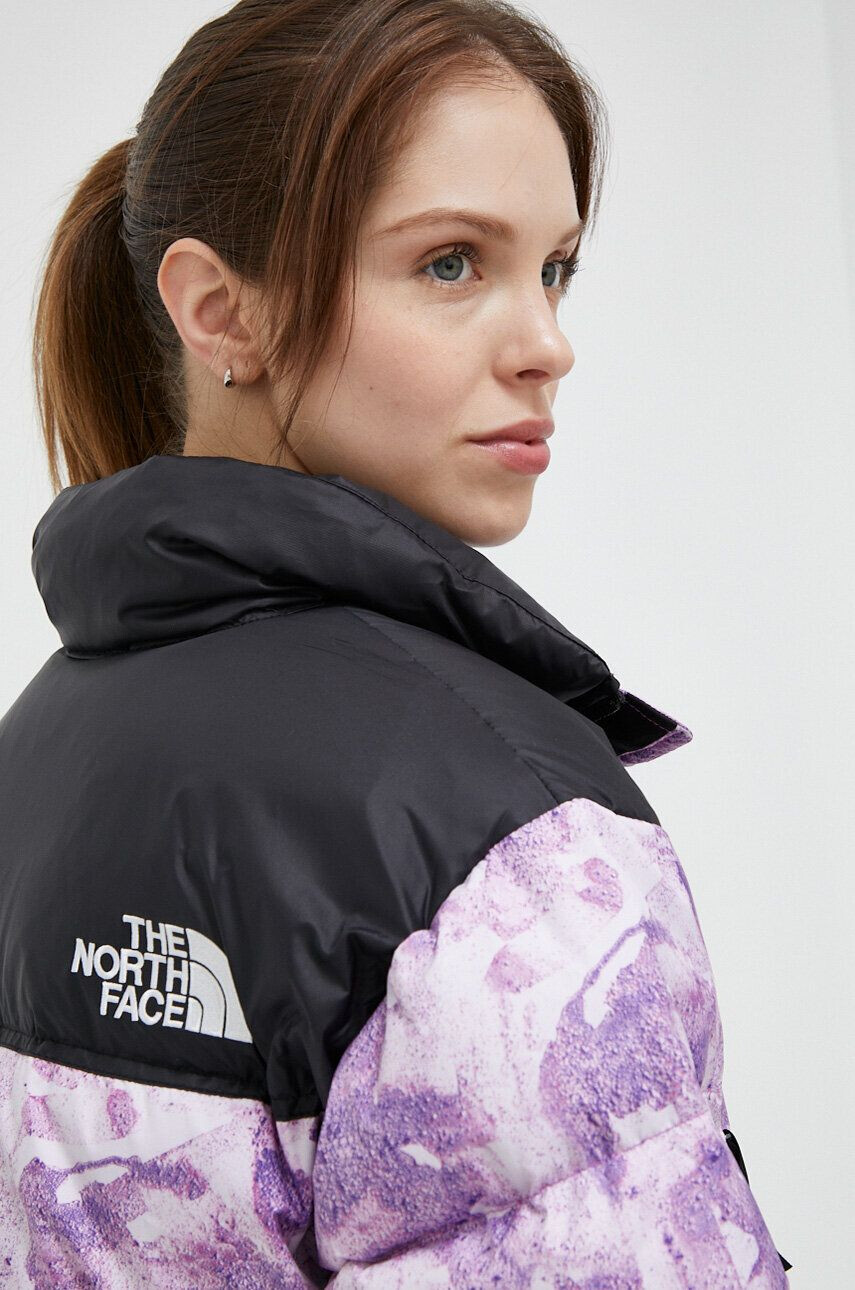 The North Face geaca de puf NUPTSE SHORT JACKET femei culoarea violet de iarna - Pled.ro