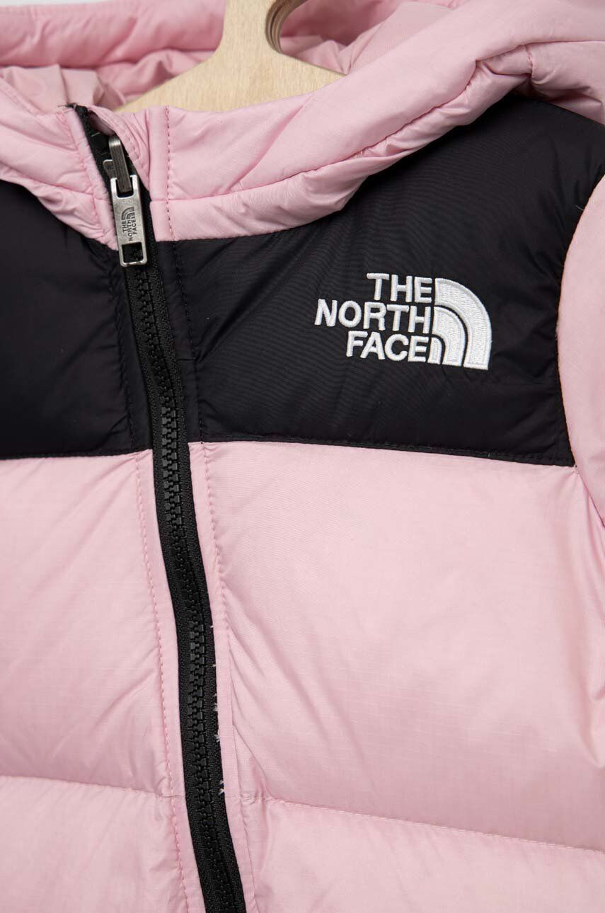 The North Face salopeta din puf pentru bebelusi culoarea roz - Pled.ro