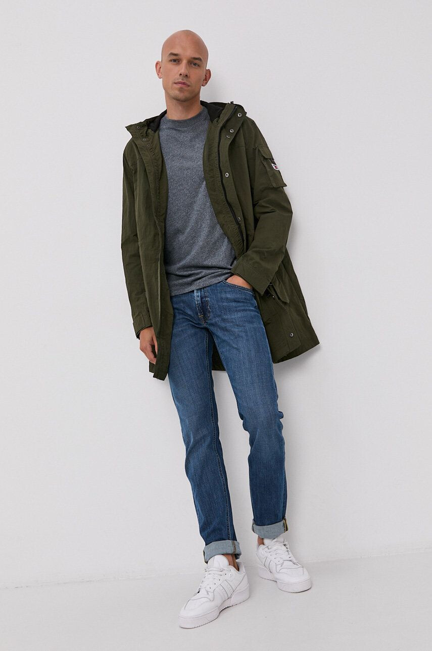 Tommy Jeans geaca femei culoarea rosu de iarna - Pled.ro