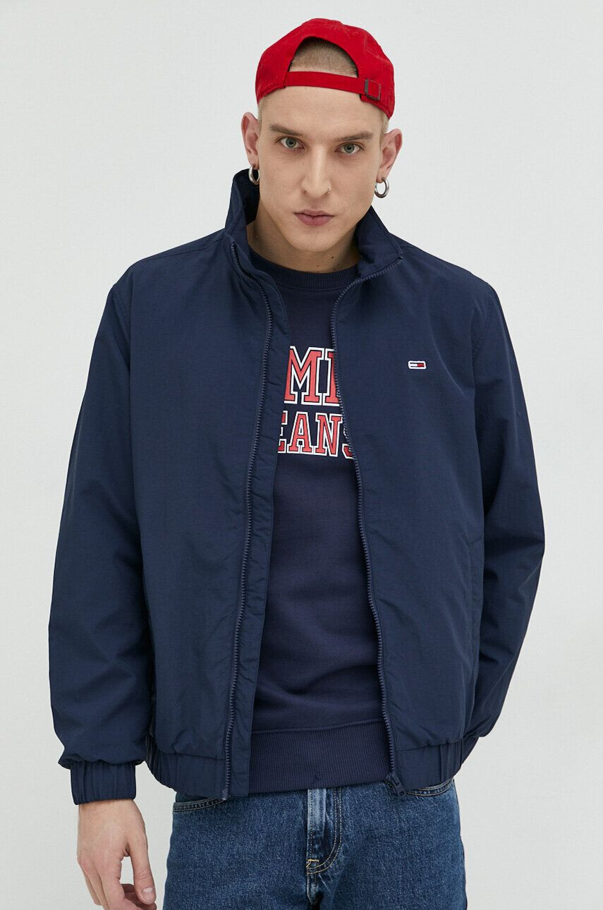 Tommy Jeans geaca barbati culoarea albastru marin de tranzitie - Pled.ro