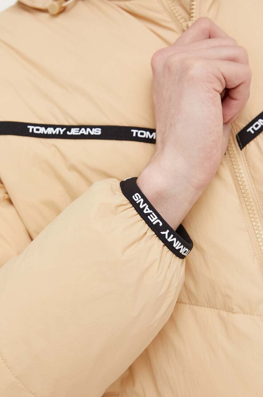 Tommy Jeans geaca femei culoarea alb de iarna - Pled.ro