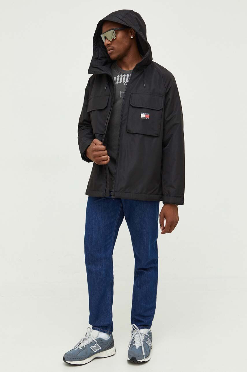 Tommy Jeans geaca barbati culoarea negru de tranzitie oversize - Pled.ro