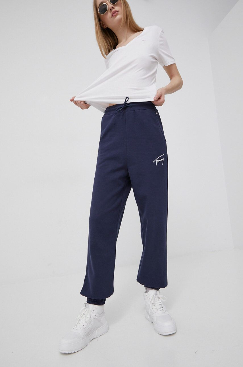 Tommy Jeans pantaloni femei culoarea albastru marin neted - Pled.ro