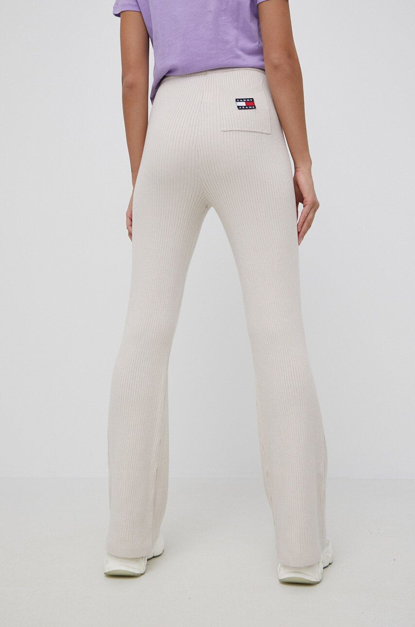 Tommy Jeans pantaloni femei culoarea bej neted - Pled.ro