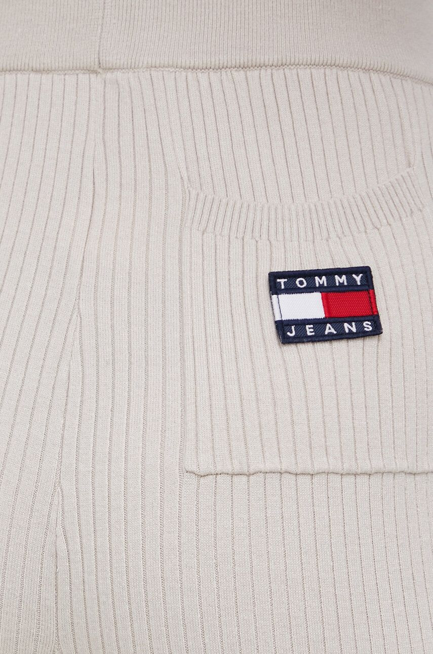 Tommy Jeans pantaloni femei culoarea bej neted - Pled.ro