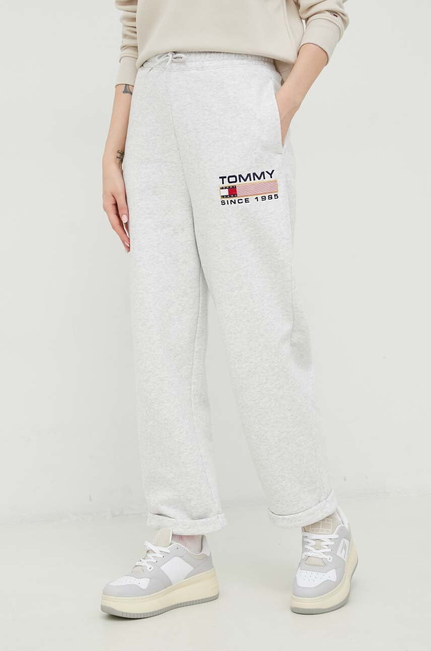 Tommy Jeans pantaloni de trening femei culoarea gri melanj - Pled.ro