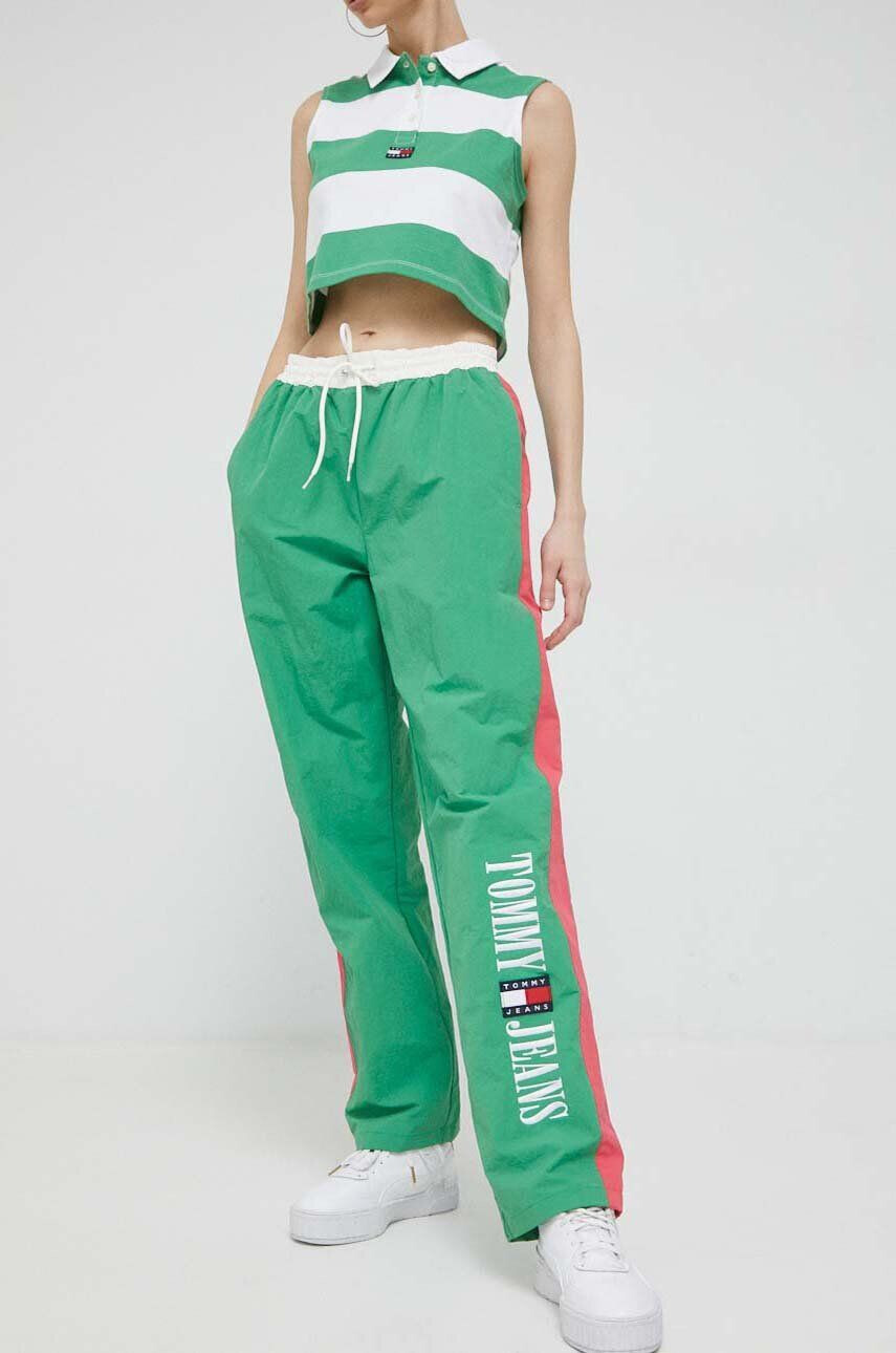 Tommy Jeans pantaloni de trening culoarea verde modelator - Pled.ro