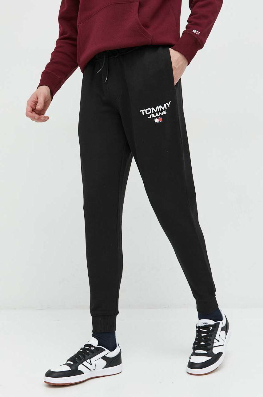 Tommy Jeans pantaloni de trening din bumbac barbati culoarea negru cu imprimeu - Pled.ro