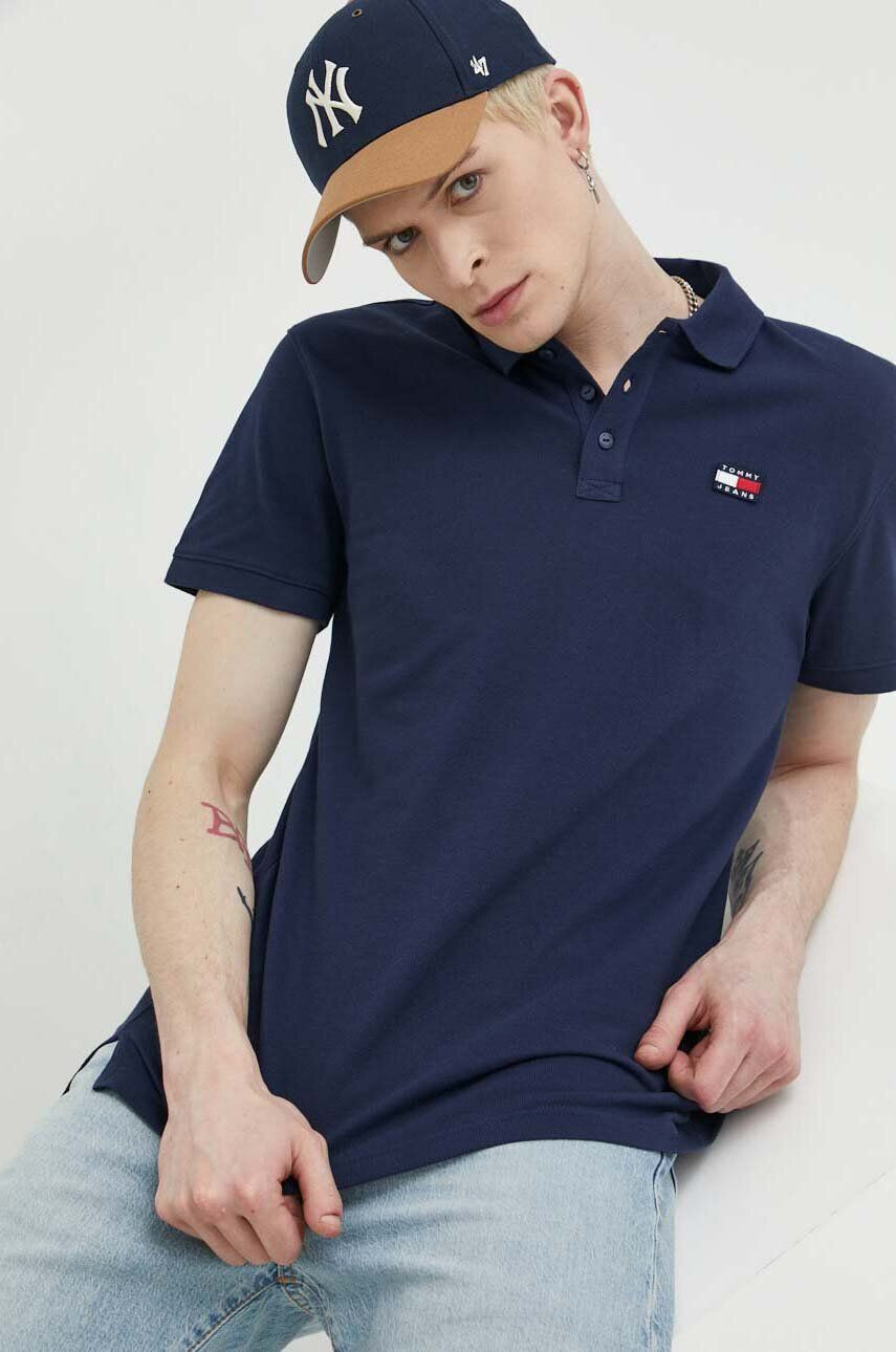 Tommy Jeans polo de bumbac culoarea albastru marin cu imprimeu - Pled.ro