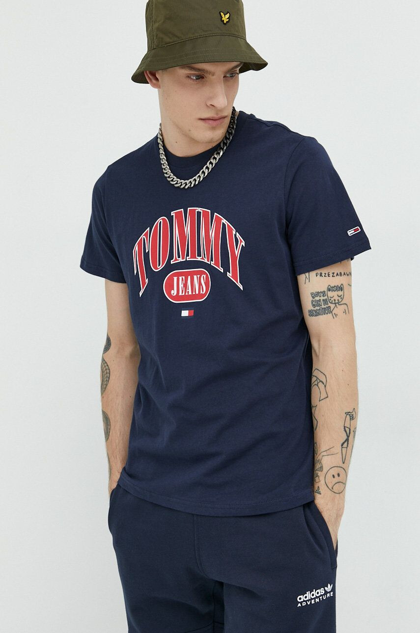 Tommy Jeans tricou din bumbac culoarea rosu cu imprimeu - Pled.ro