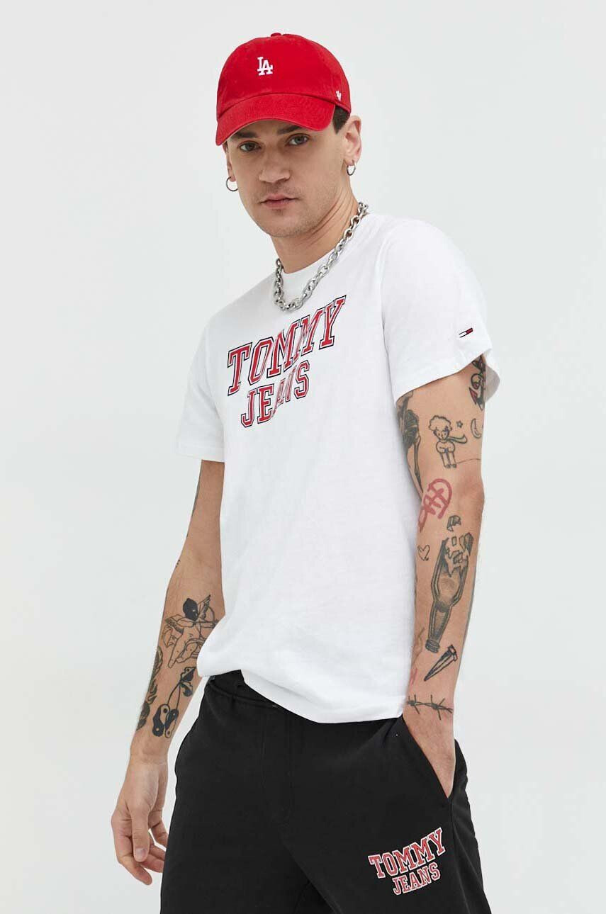 Tommy Jeans tricou din bumbac culoarea alb cu imprimeu - Pled.ro