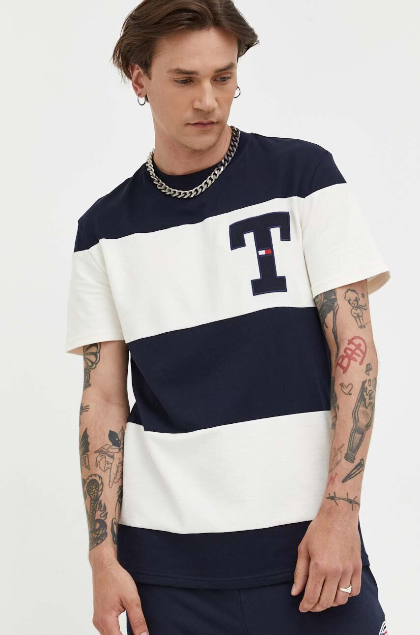 Tommy Jeans tricou din bumbac culoarea albastru marin cu imprimeu - Pled.ro