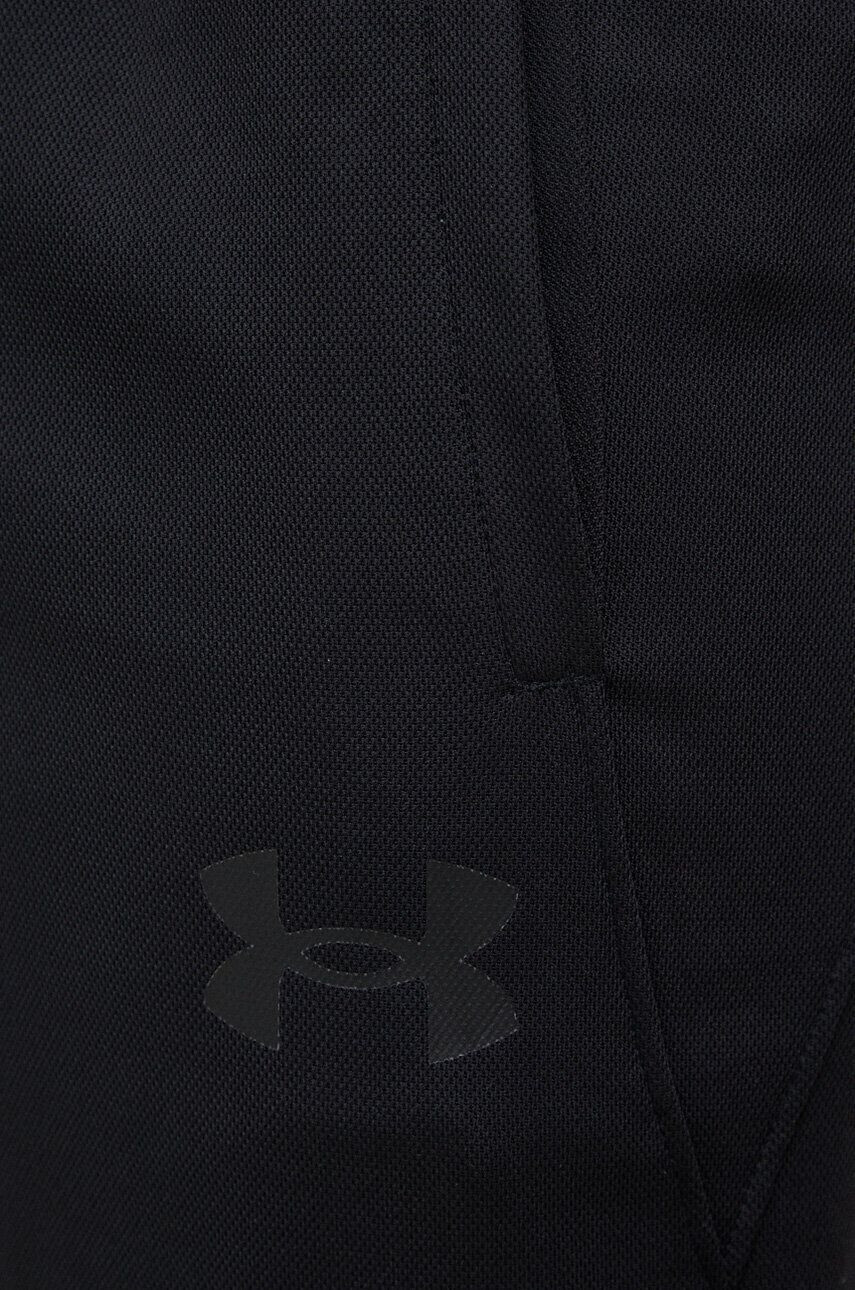 Under Armour pantaloni scurți de antrenament Baseline culoarea negru - Pled.ro