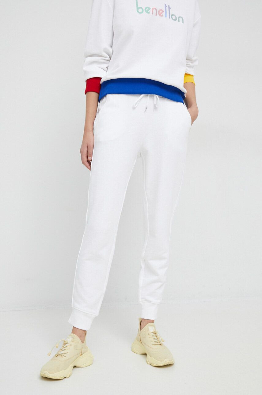 United Colors of Benetton pantaloni de trening din bumbac culoarea alb neted - Pled.ro