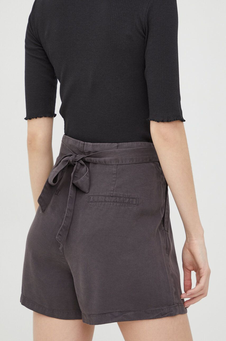 Vero Moda pantaloni scurti - Pled.ro