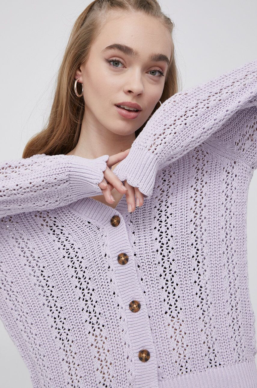 Vila cardigan - Pled.ro