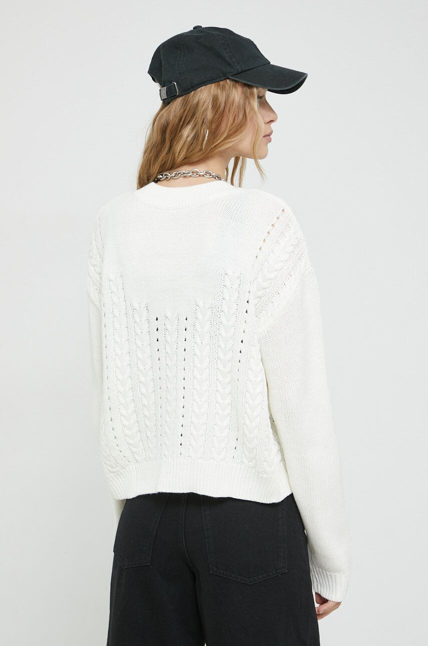 Vila cardigan - Pled.ro