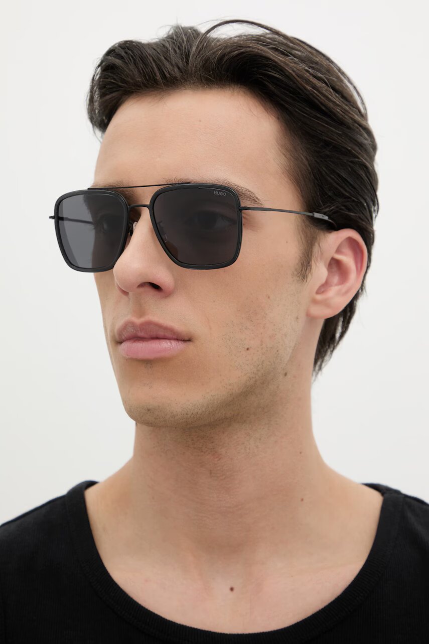 Hugo ochelari de soare