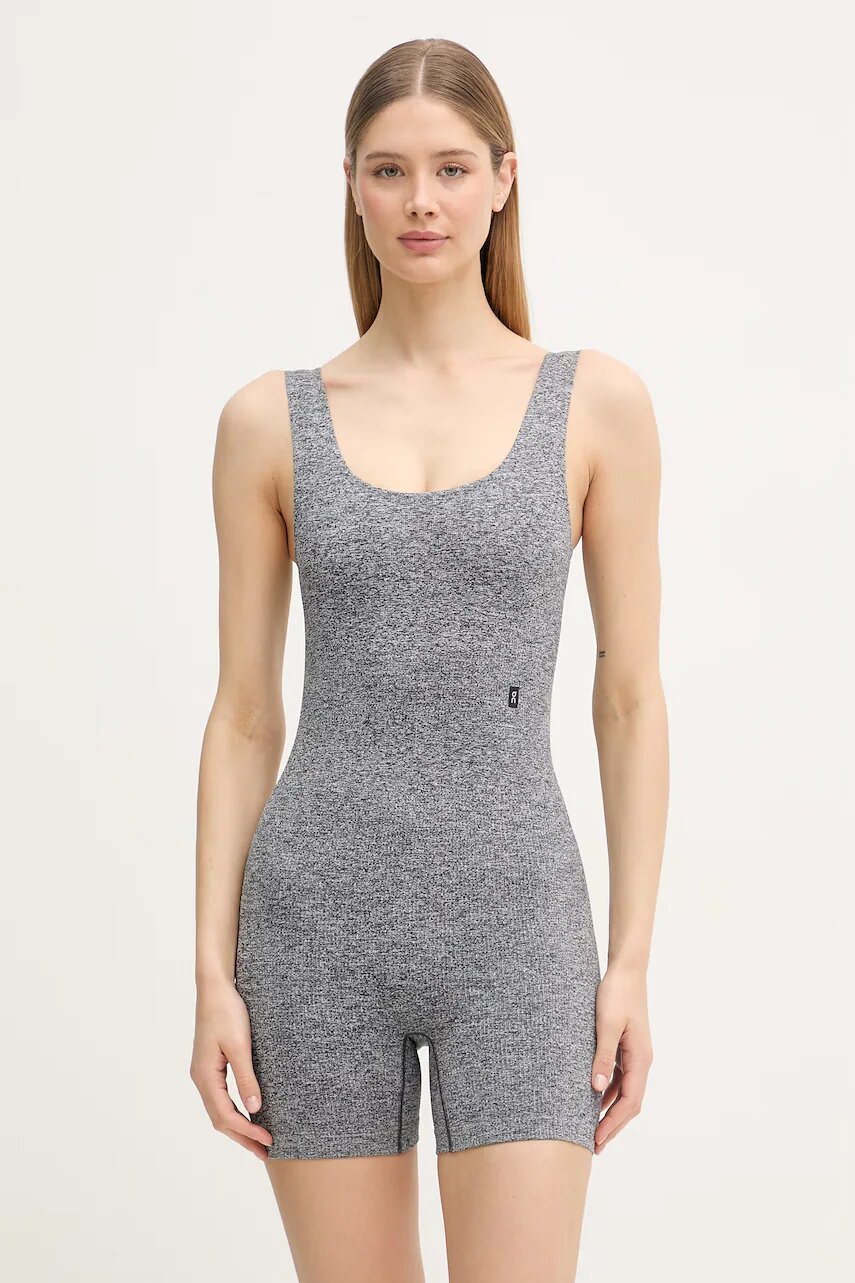 On costum de yoga pentru femei Studio
