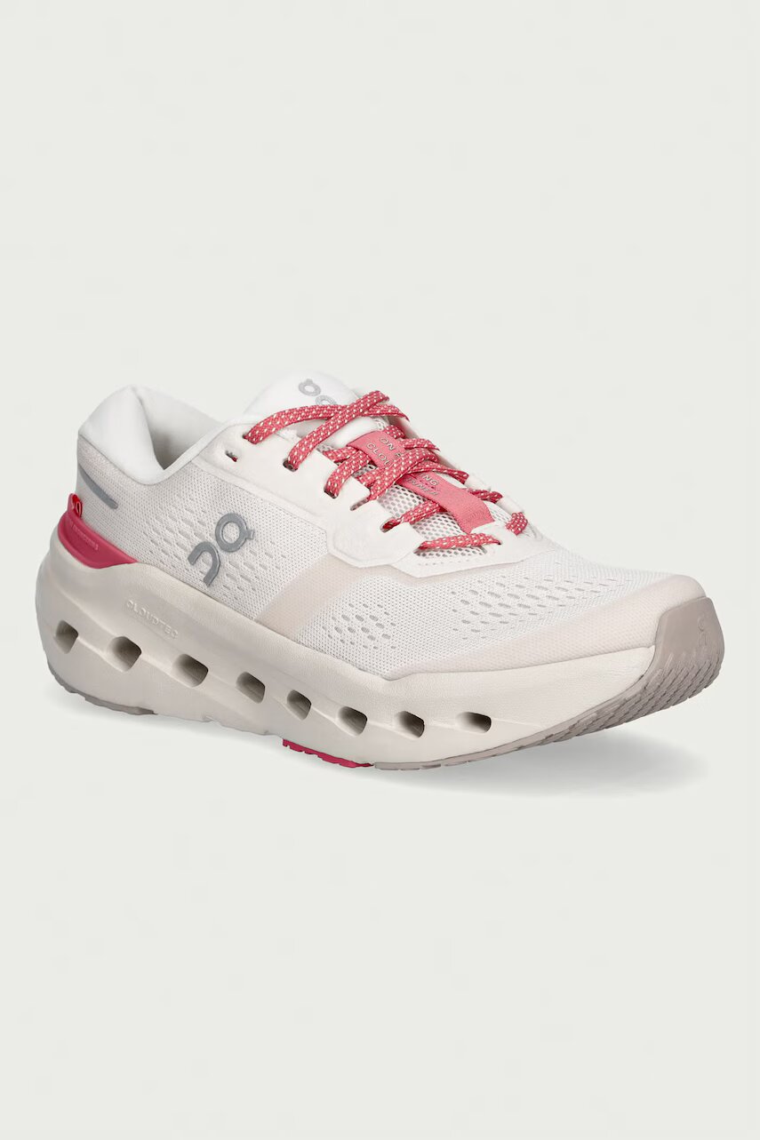 On încălțăminte pentru alergare pentru femei Cloudrunner 3