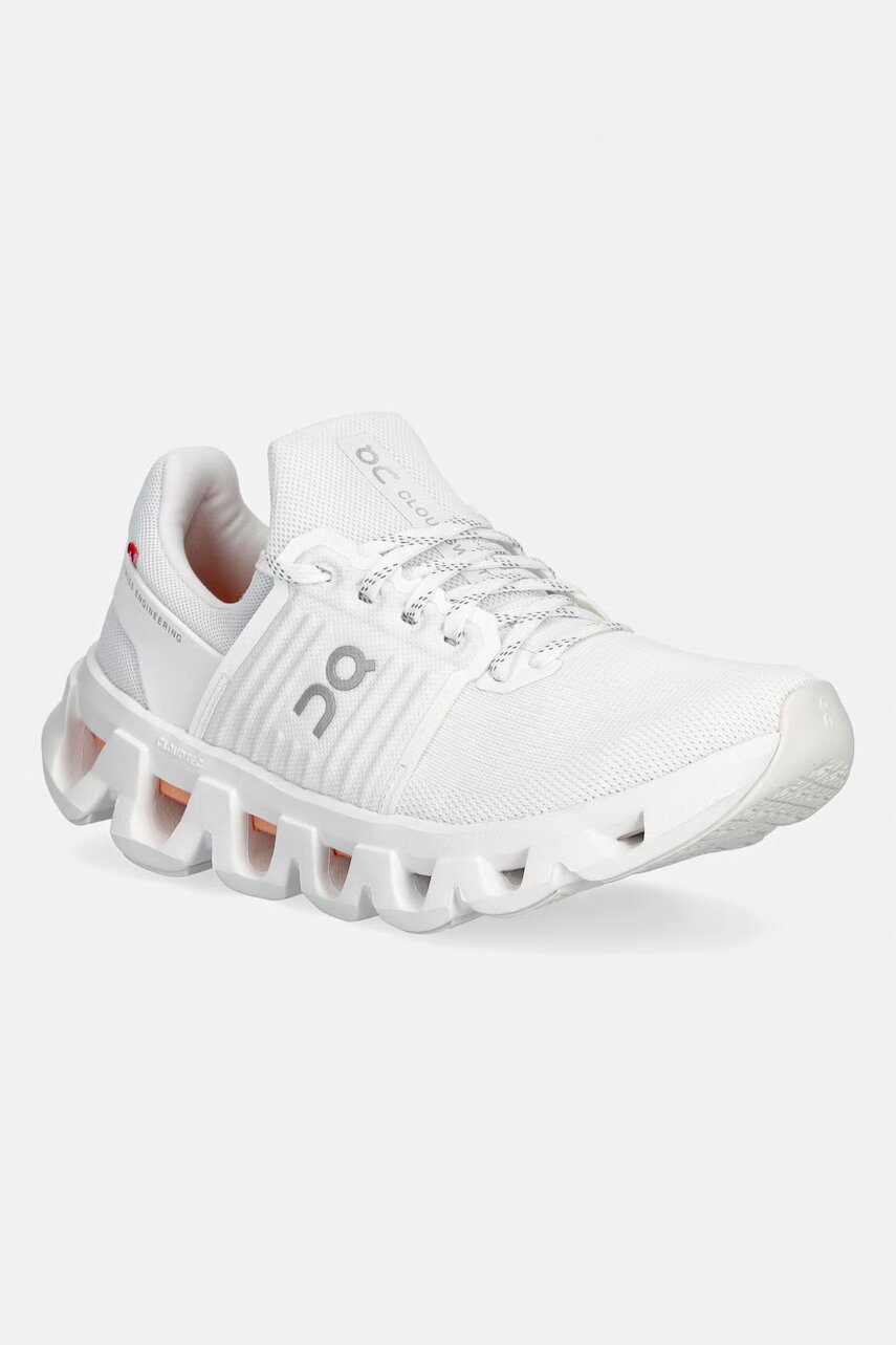 On sneakers de antrenament pentru femei Cloudswift 4 AD