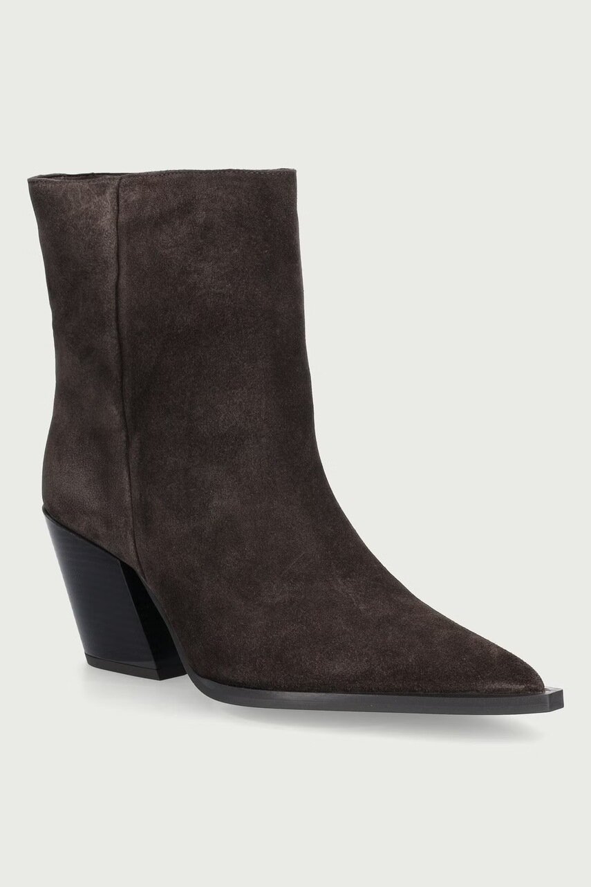 Steve Madden botine pentru femei din piele întoarsă Melle