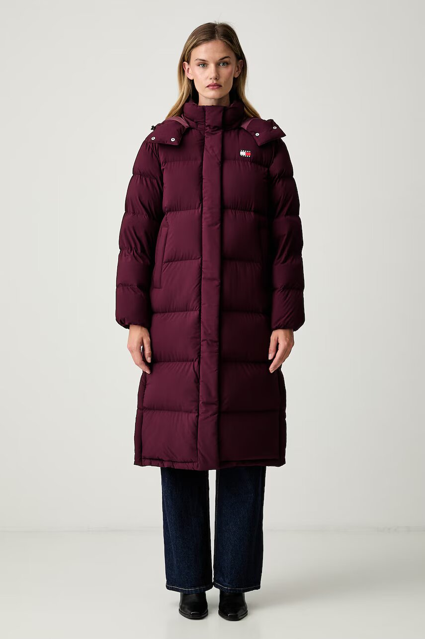 Tommy Jeans geacă cu puf pentru femei