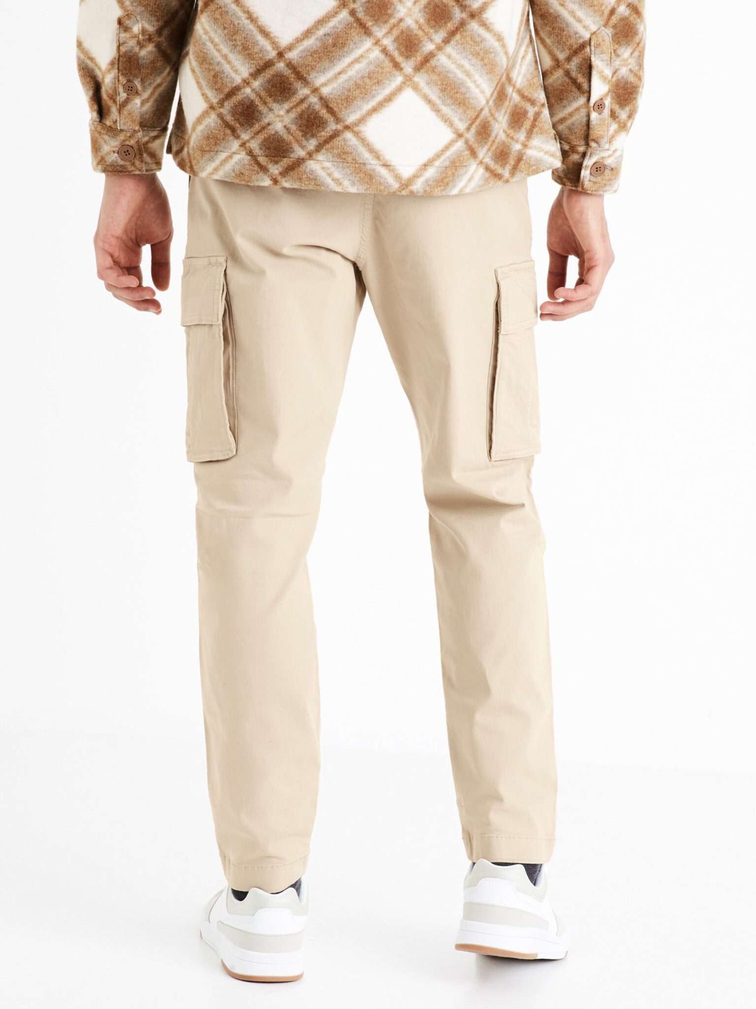 Celio Dogo Pantaloni Bej - Pled.ro