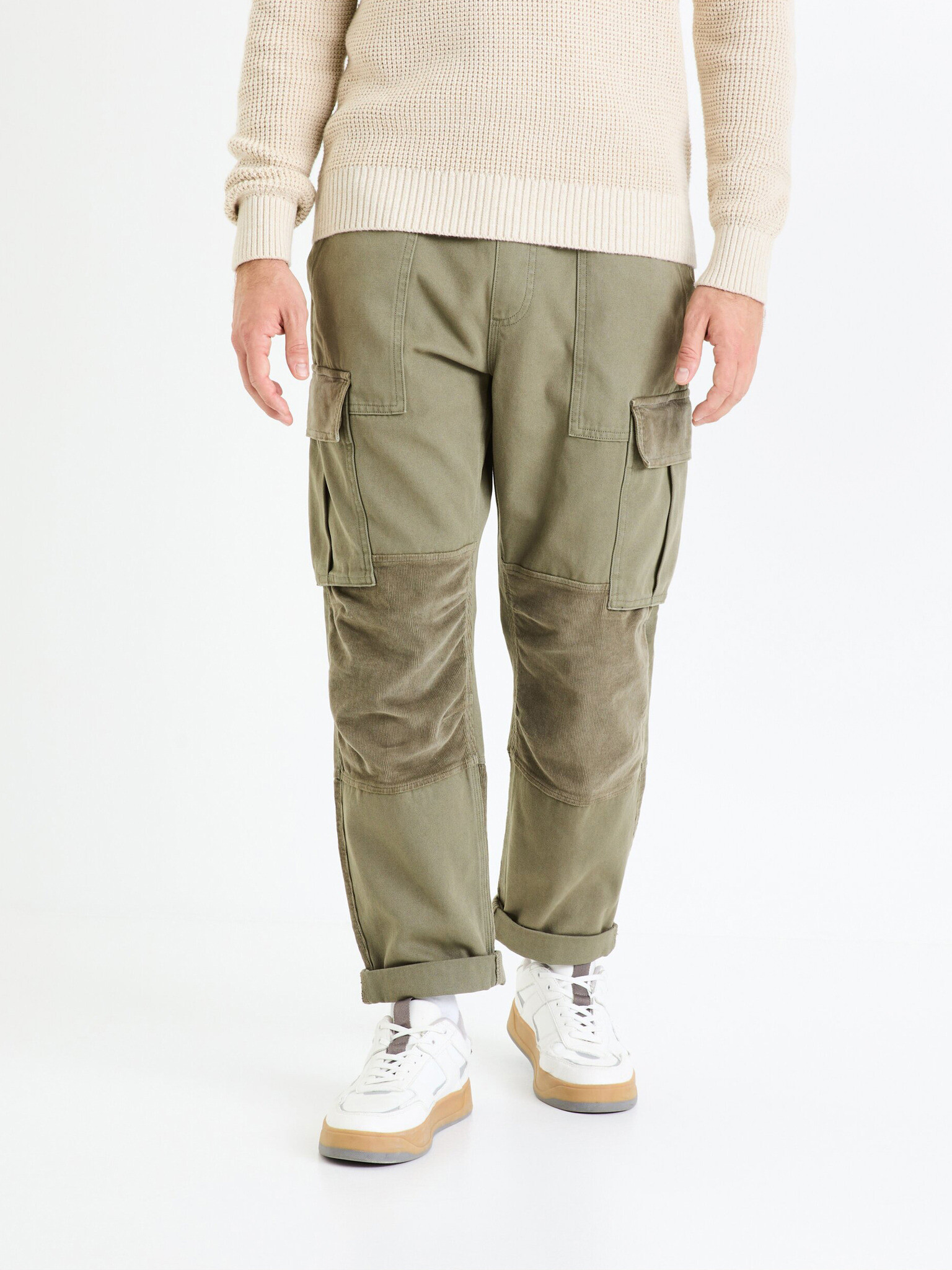 Celio Fovelour Pantaloni Verde - Pled.ro