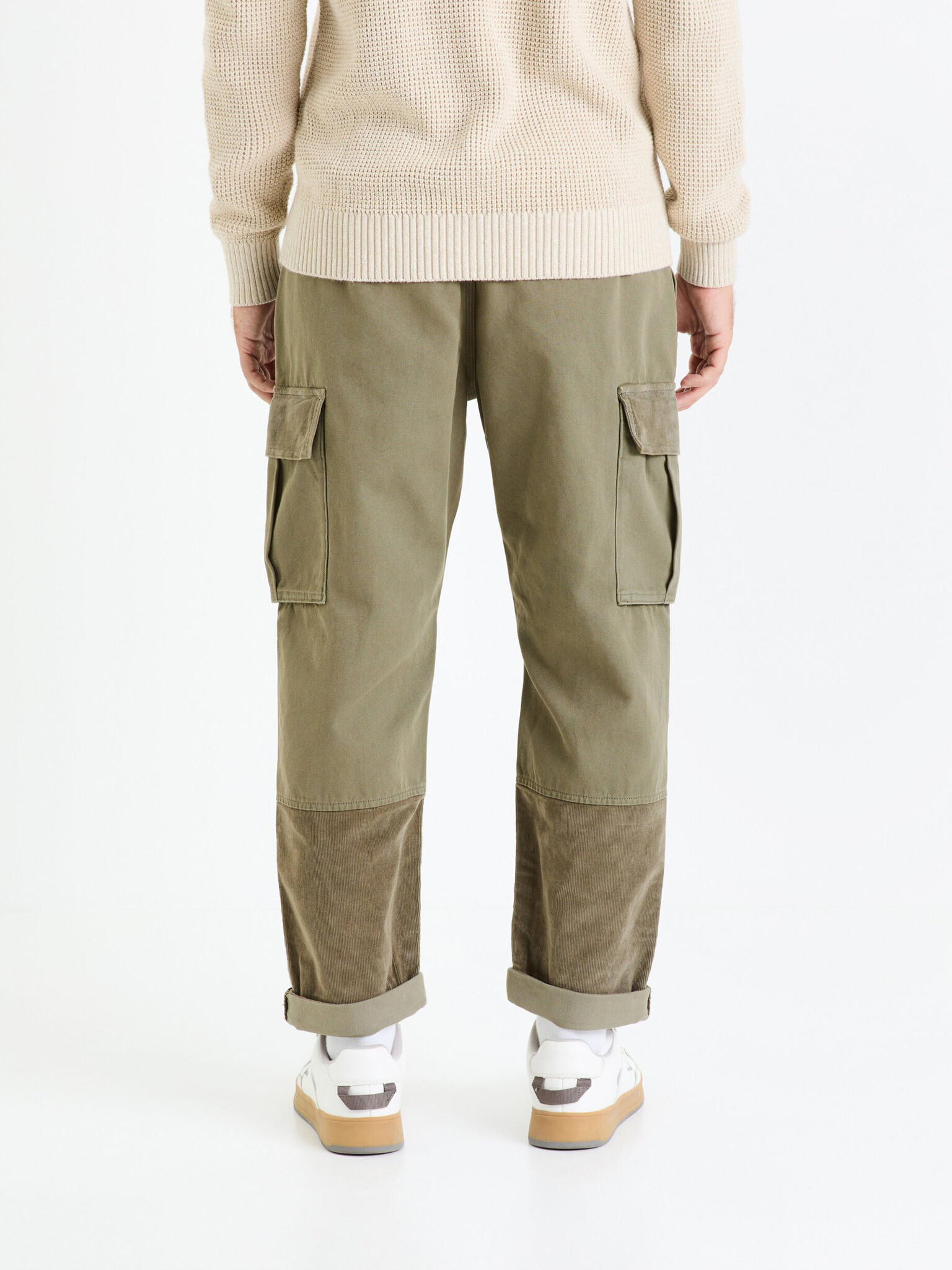 Celio Fovelour Pantaloni Verde - Pled.ro