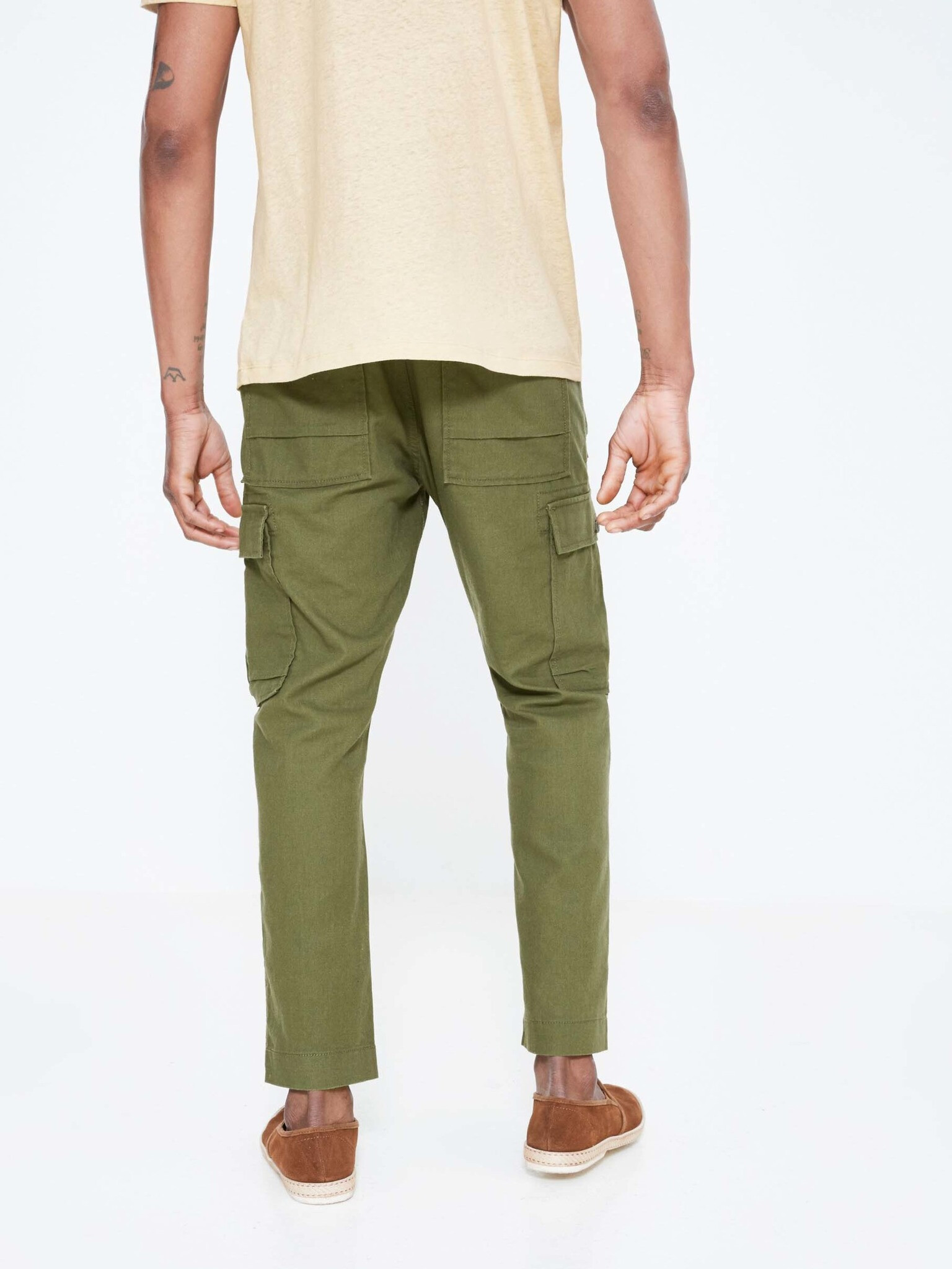 Celio Loking Pantaloni Verde - Pled.ro