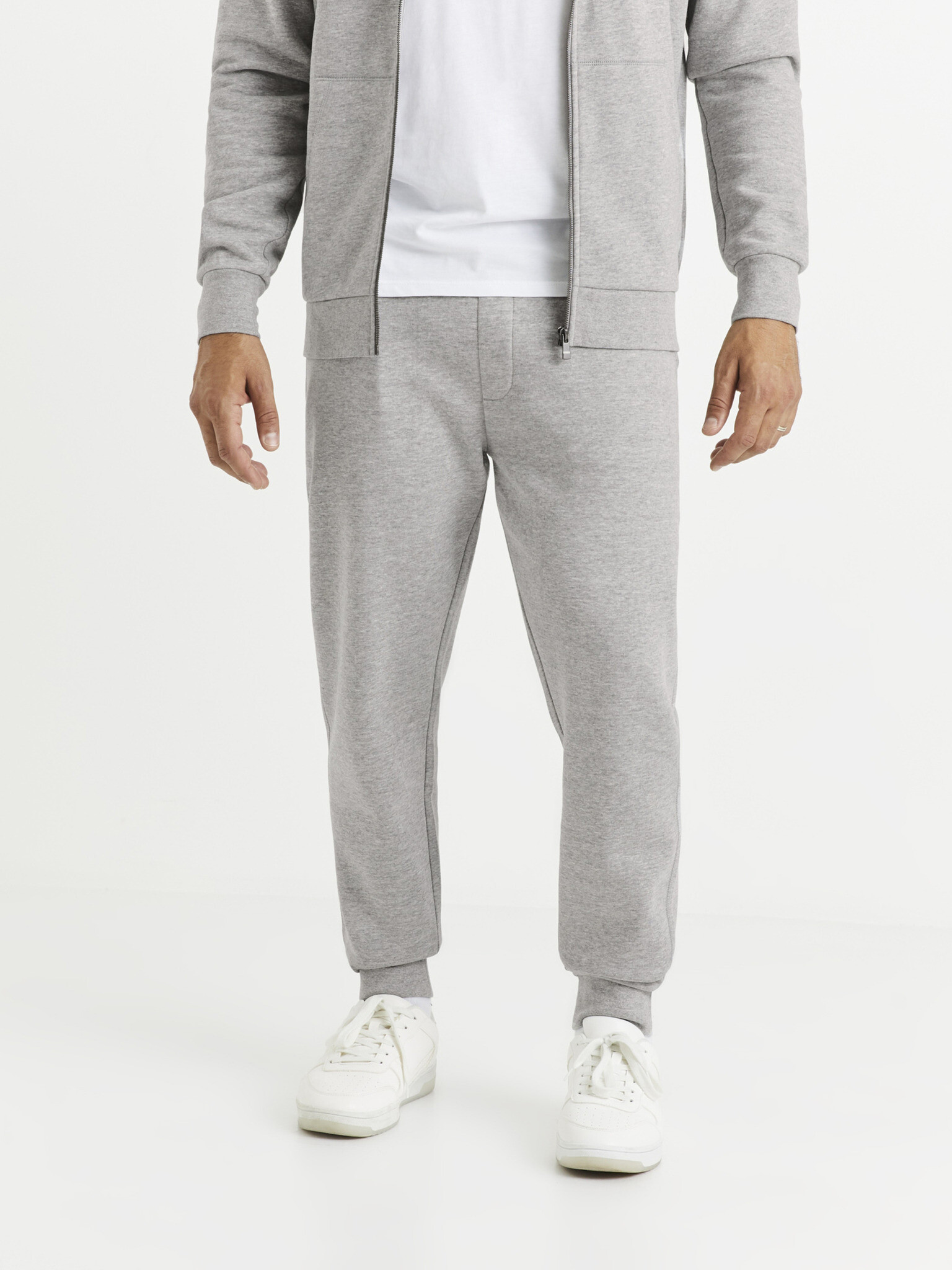 Celio Pantaloni de trening Gri - Pled.ro