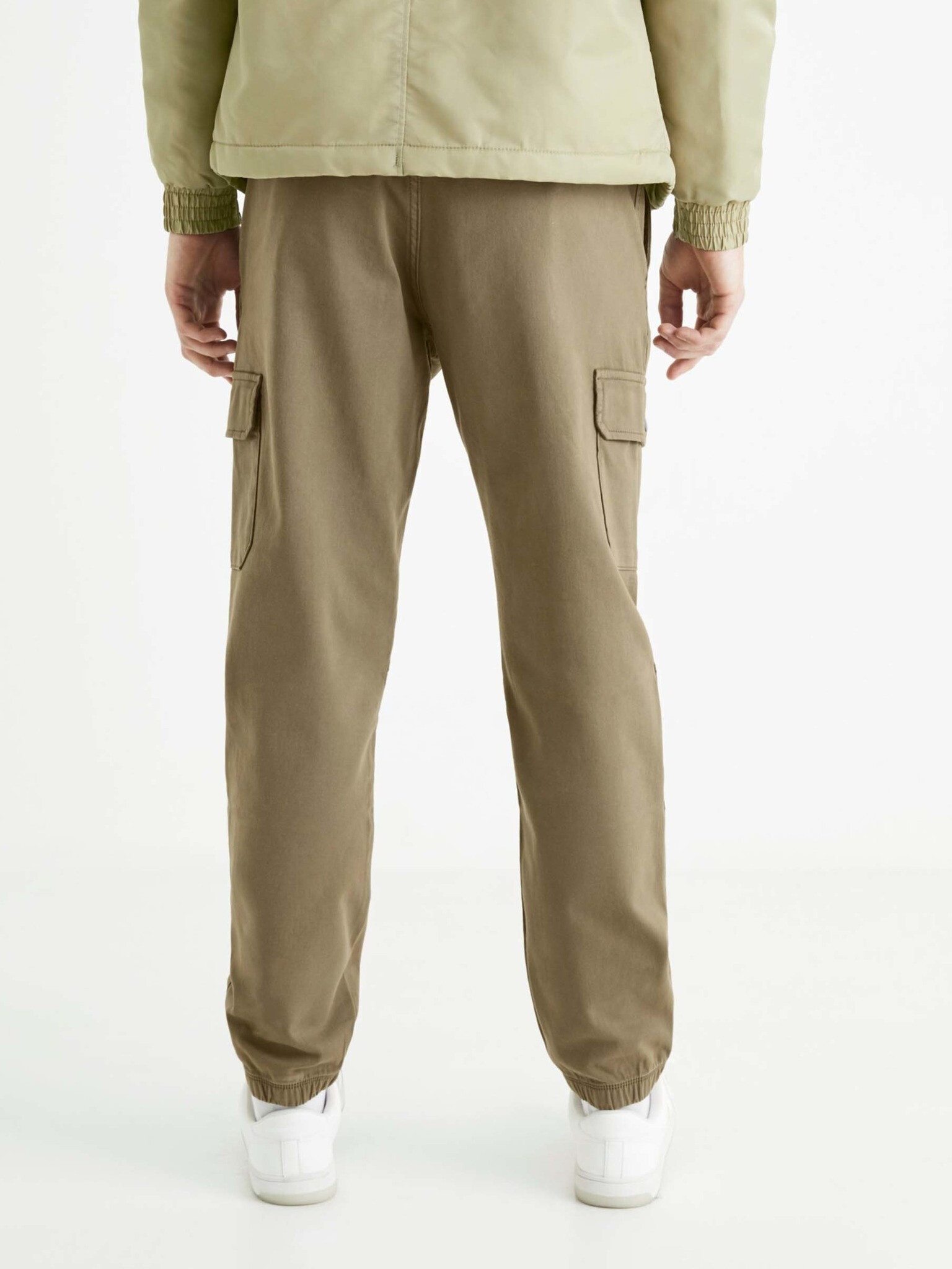 Celio Solyte Pantaloni Verde - Pled.ro