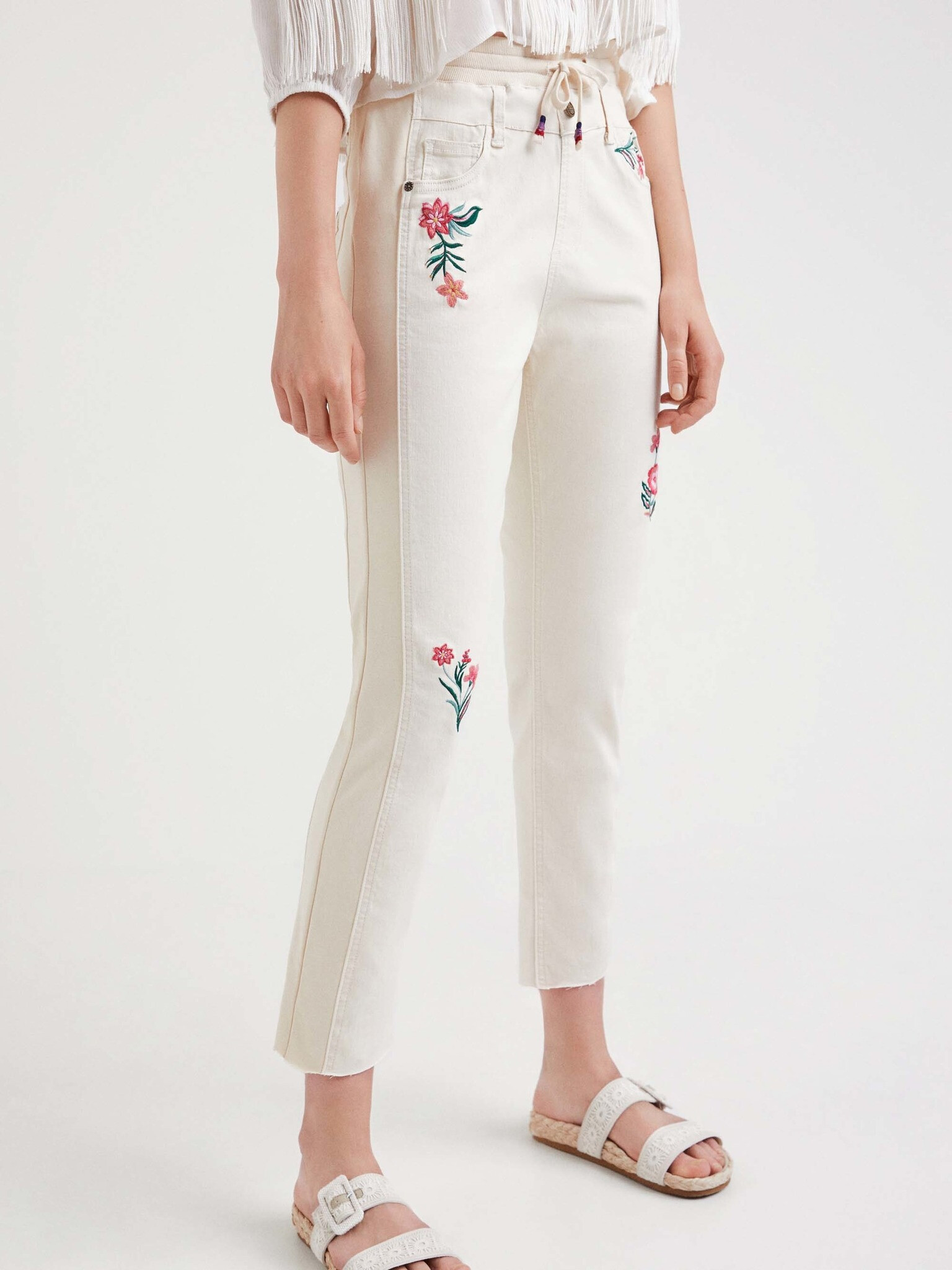 Desigual Lita Pantaloni Alb - Pled.ro