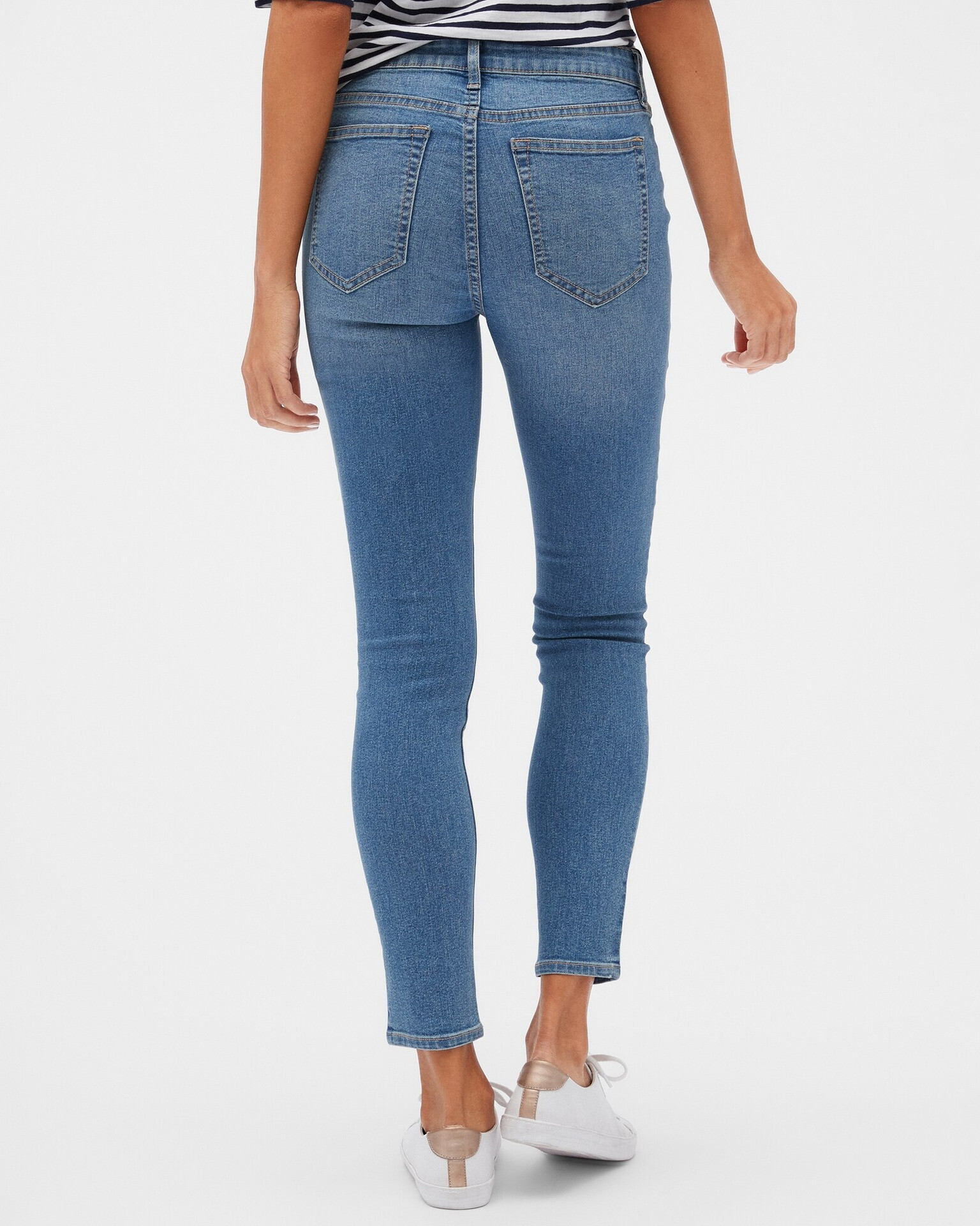 GAP Jeans Albastru - Pled.ro