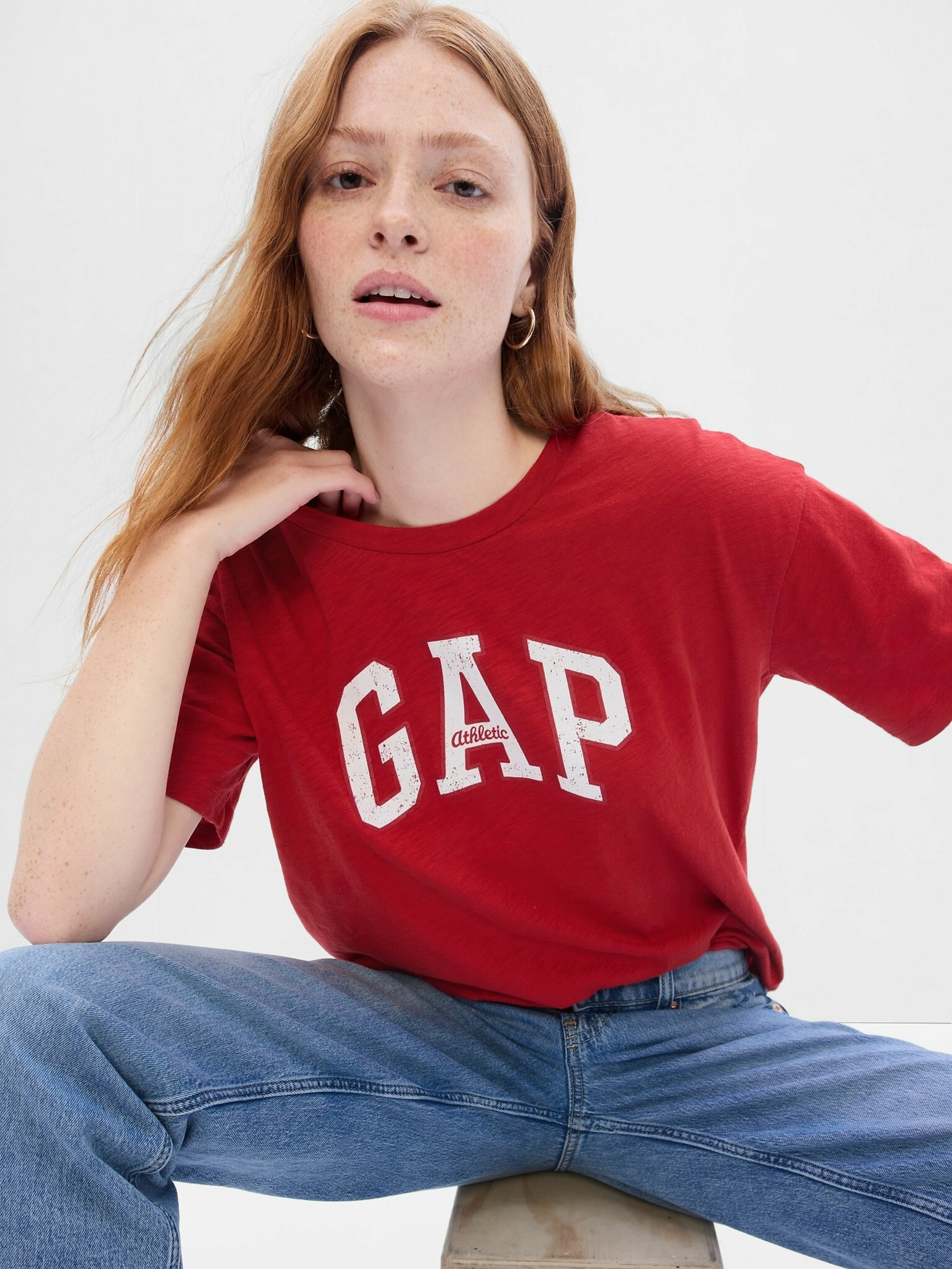 GAP Tricou Roșu - Pled.ro