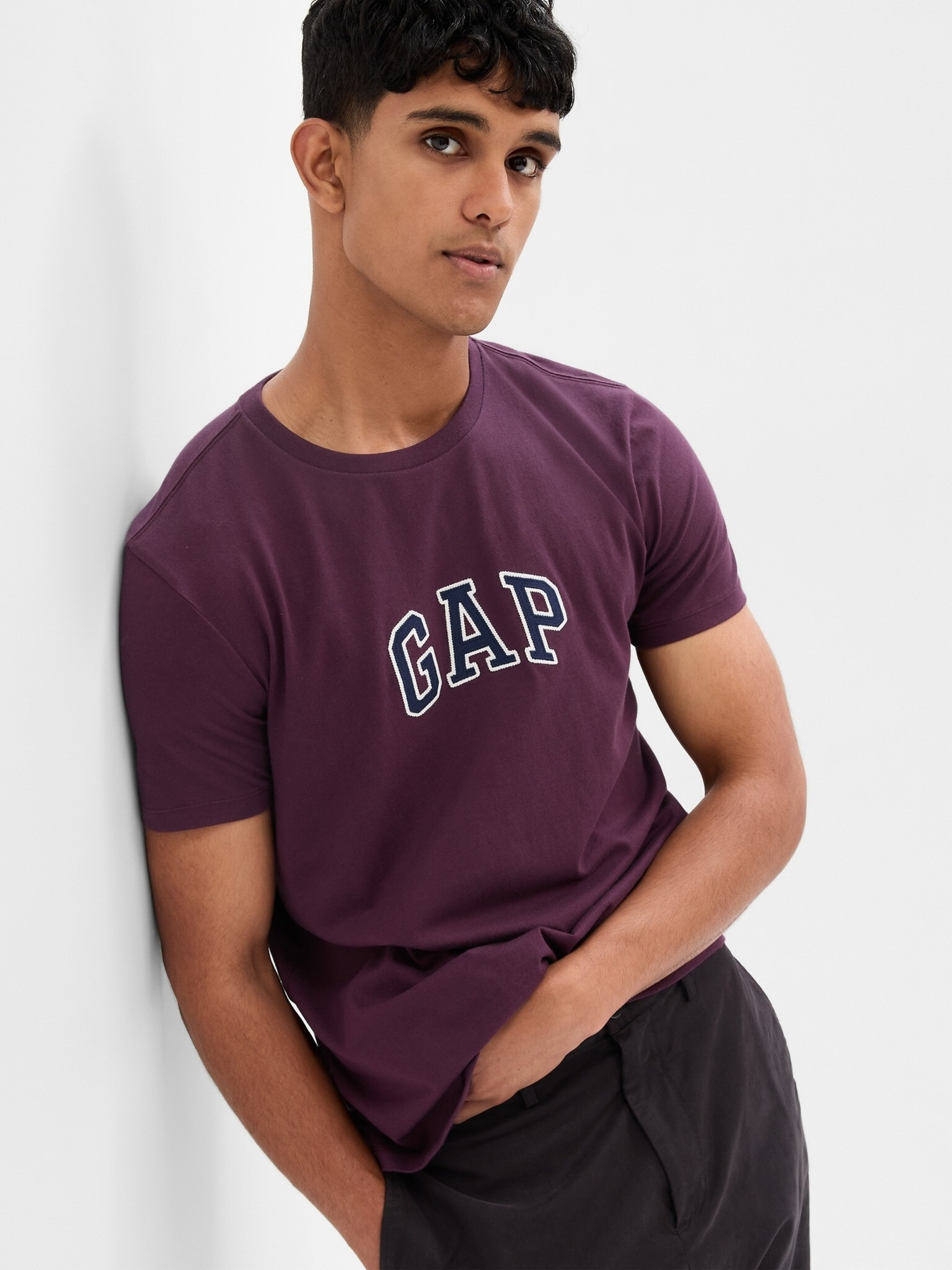 GAP Tricou Roșu - Pled.ro