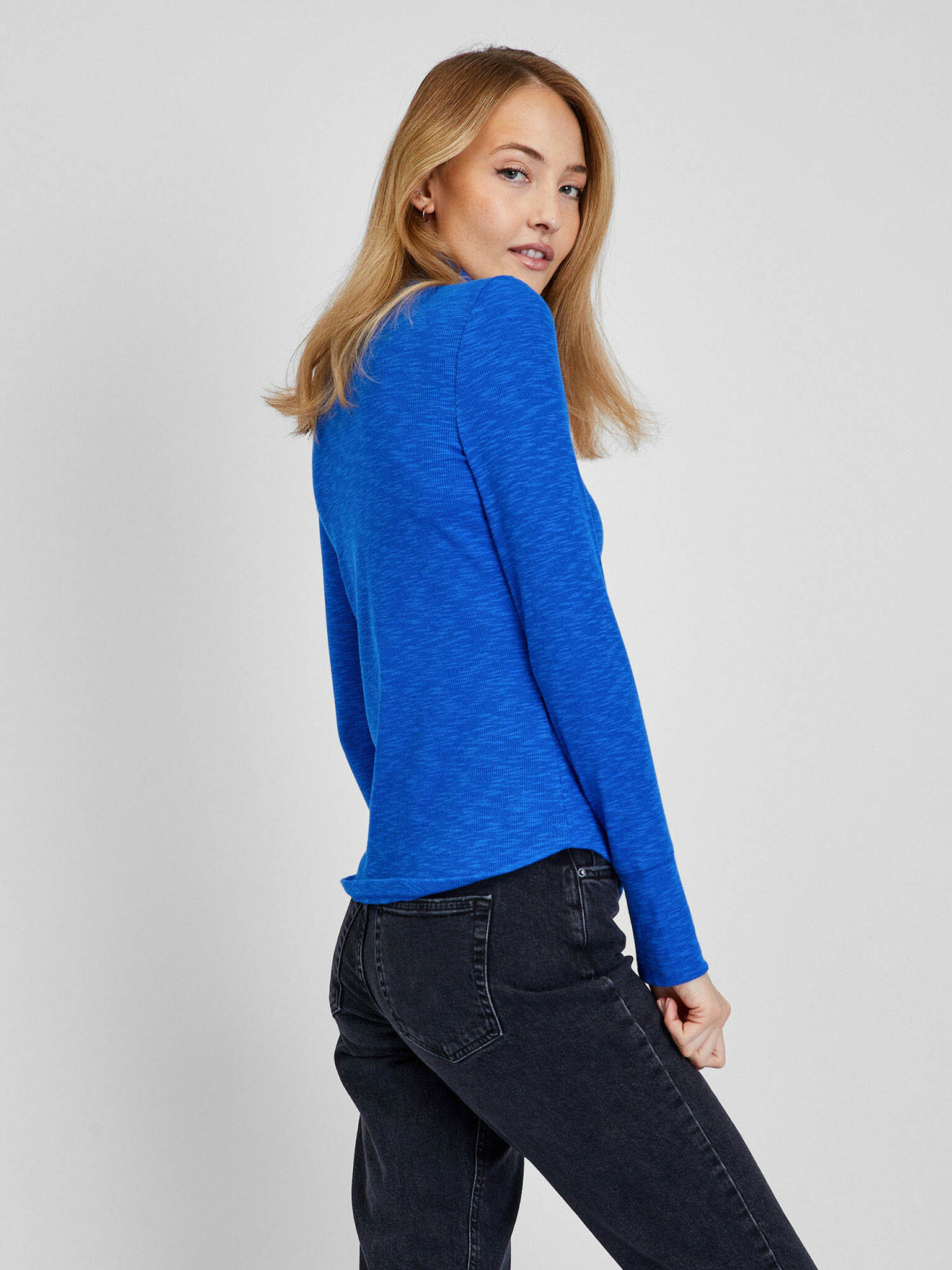 GAP Turtleneck Albastru - Pled.ro