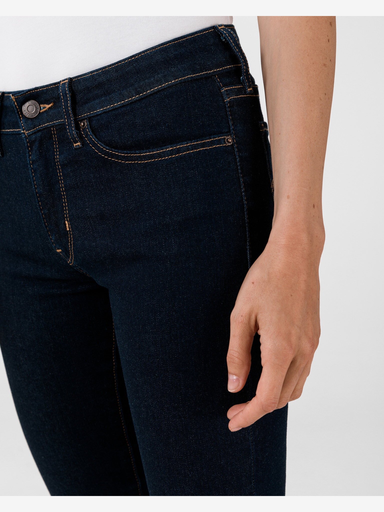 Levi's® 711™ Skinny Jeans Albastru - Pled.ro